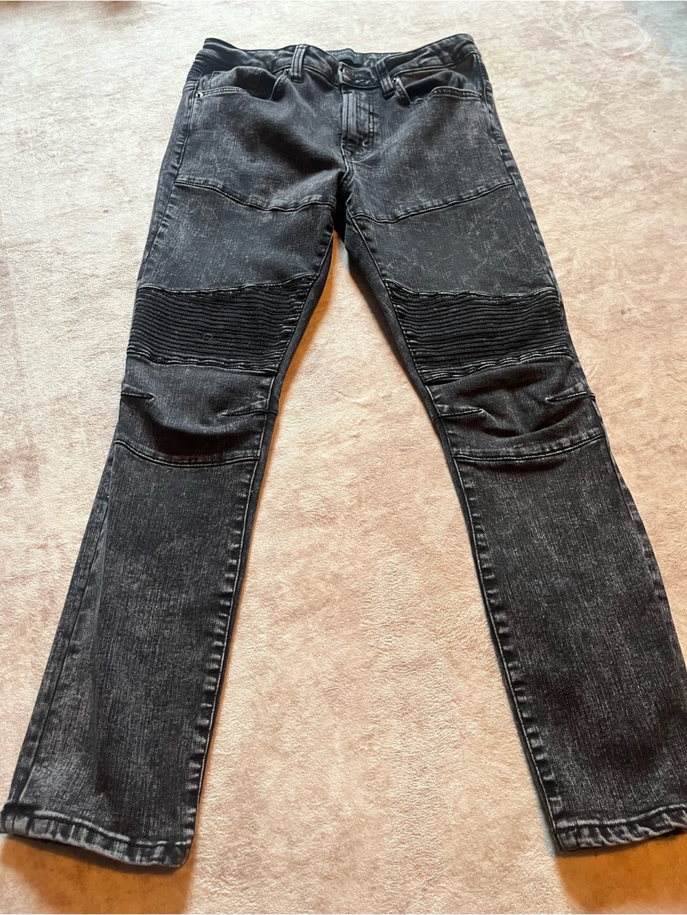 No Boundaries Men's Black Washed Slim Straight Jeans
